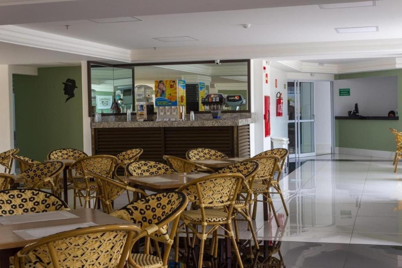 Piazza Diroma Com Acesso Ao Acqua Park Em Caldas Novas Exterior photo